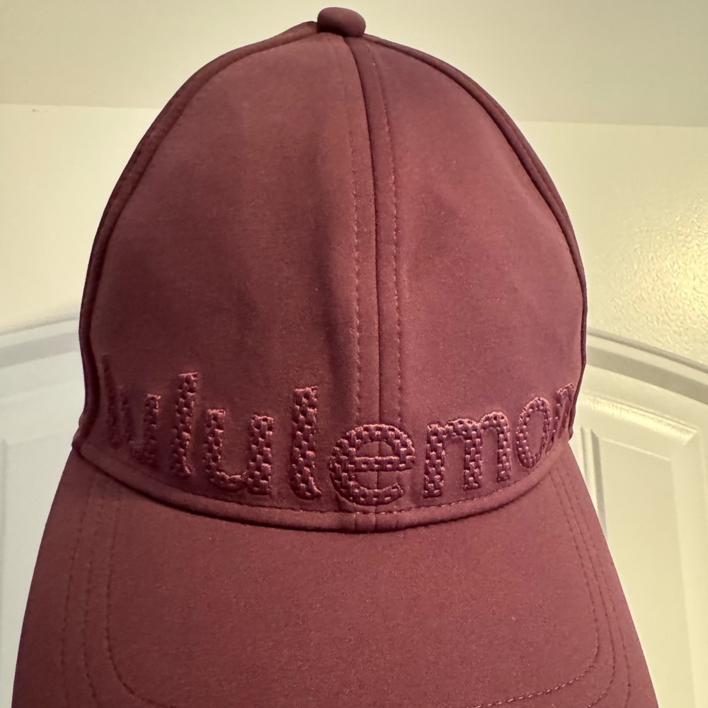 Lululemon Baller Hat Squad Logo, Dark Adobe